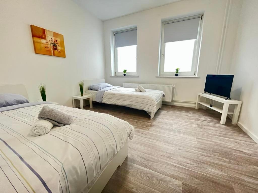 Studio-Apartments Fuer Monteure & Businessgaeste Zentral In Neumunster Bagian luar foto