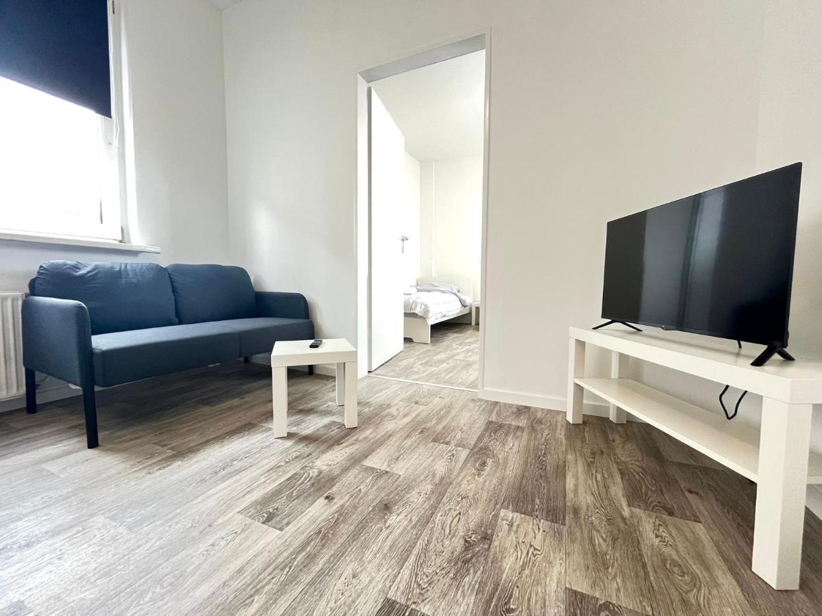 Studio-Apartments Fuer Monteure & Businessgaeste Zentral In Neumunster Bagian luar foto