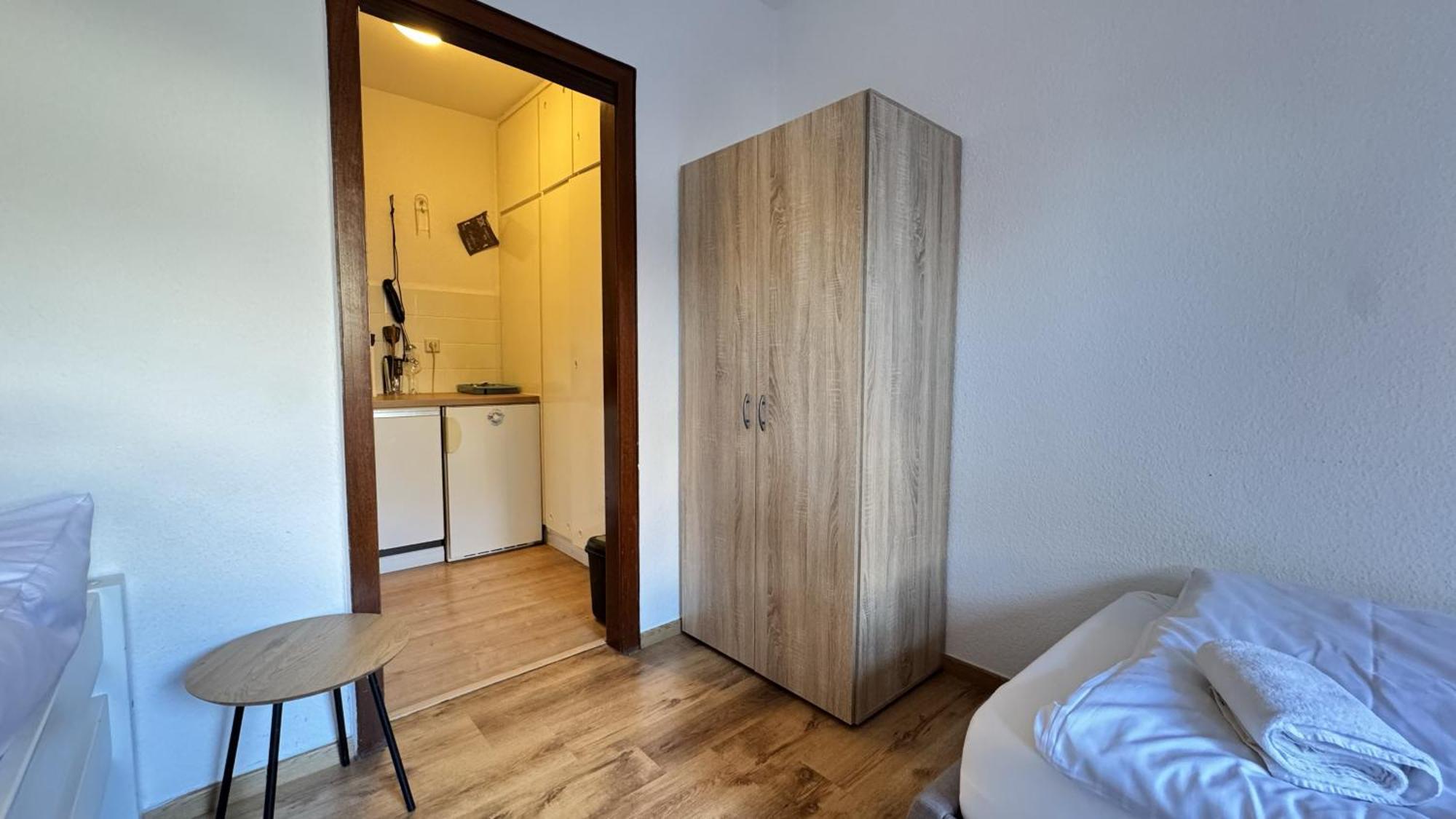 Studio-Apartments Fuer Monteure & Businessgaeste Zentral In Neumunster Bagian luar foto
