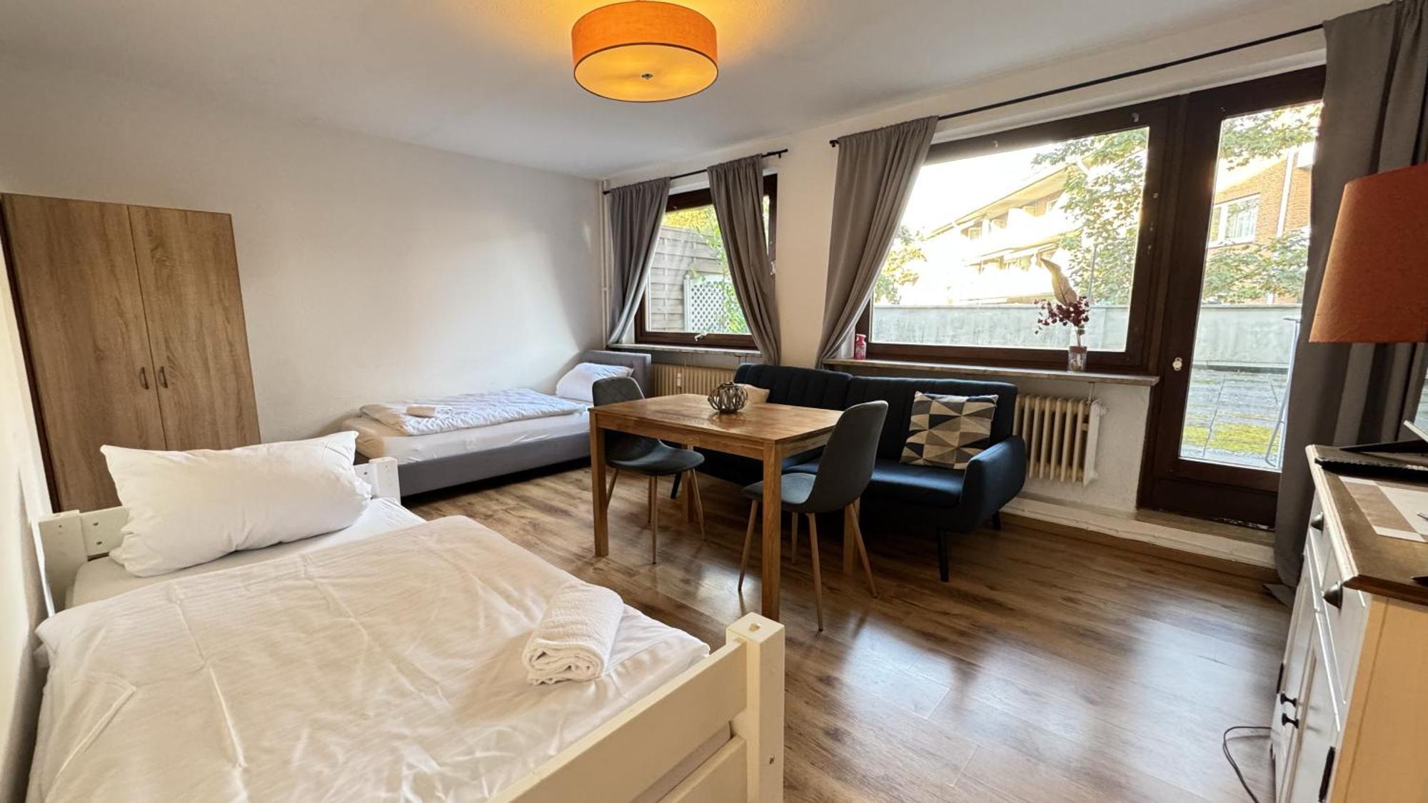 Studio-Apartments Fuer Monteure & Businessgaeste Zentral In Neumunster Bagian luar foto