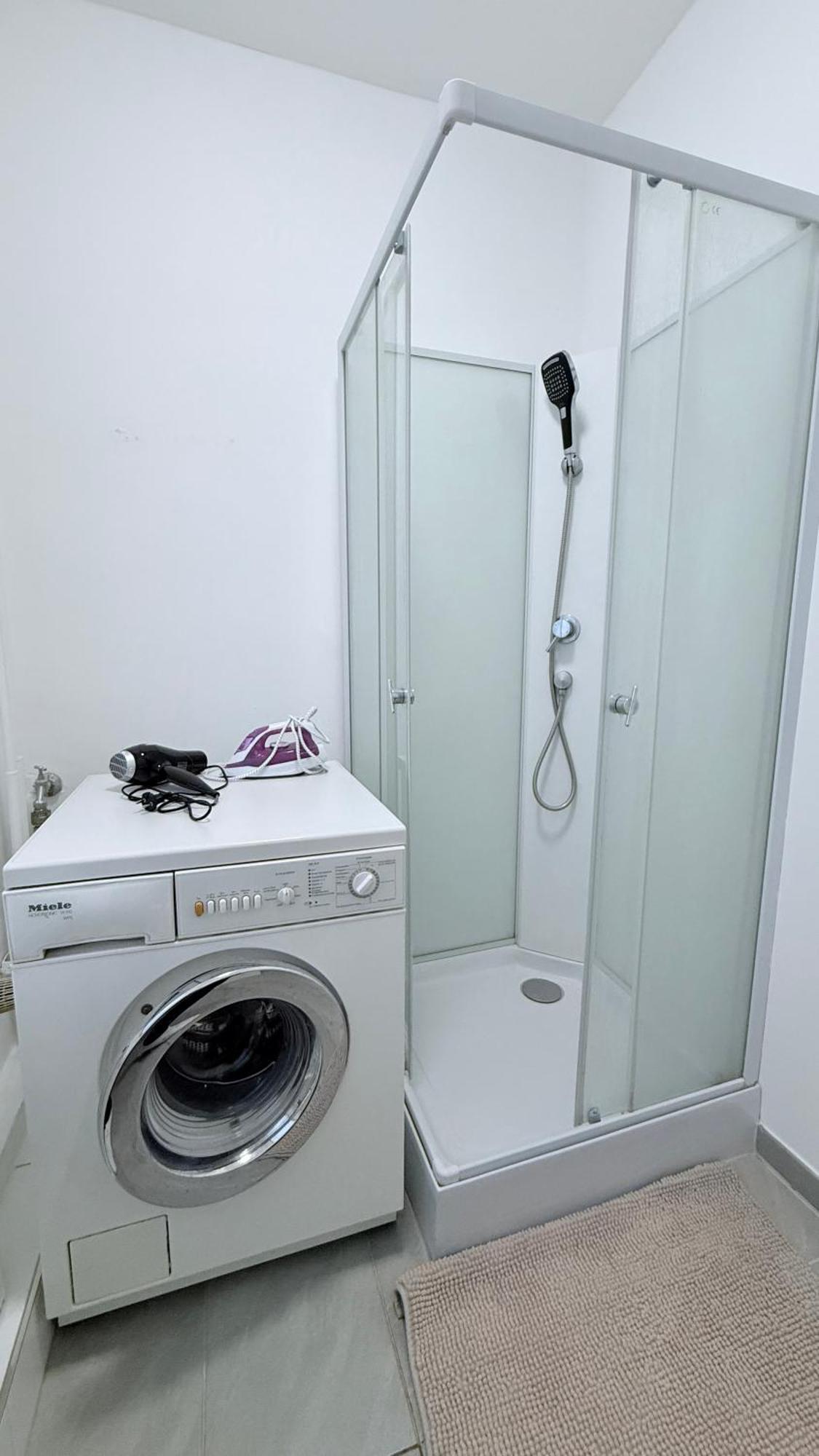 Studio-Apartments Fuer Monteure & Businessgaeste Zentral In Neumunster Bagian luar foto